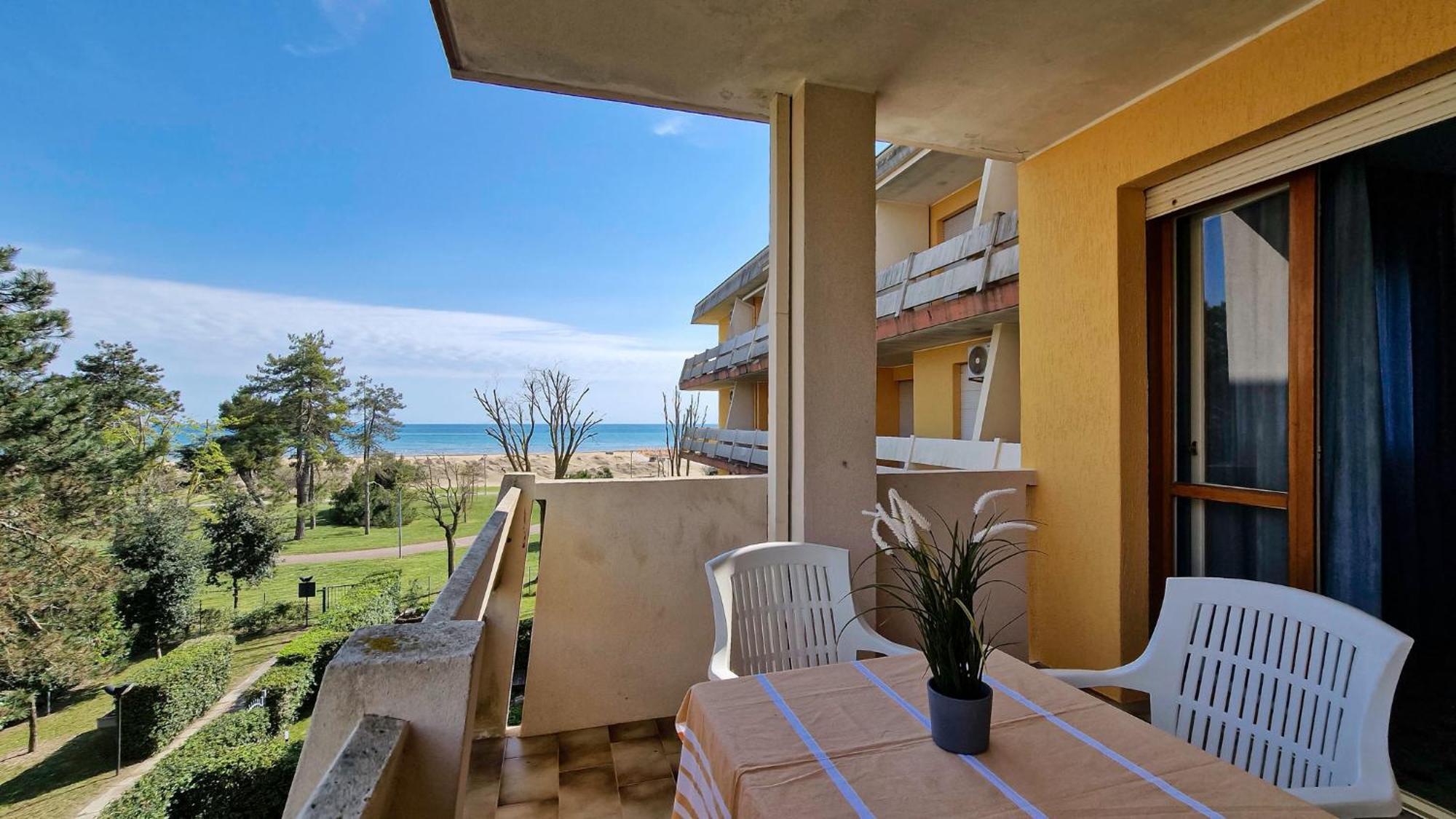 Condominio Carina Sud Bibione Bagian luar foto